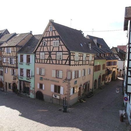 Chambre Chez L'Habitant - L Ecureuil - Coeur De Riquewihr - 2 Personnes Luaran gambar